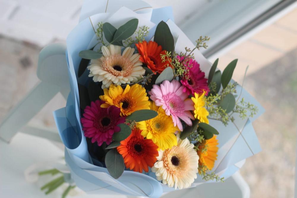 Букет цветов из: Герберы в Александровское Томской области