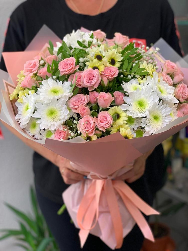 Букет цветов из: Розы и Хризантемы в Александровское Томской области