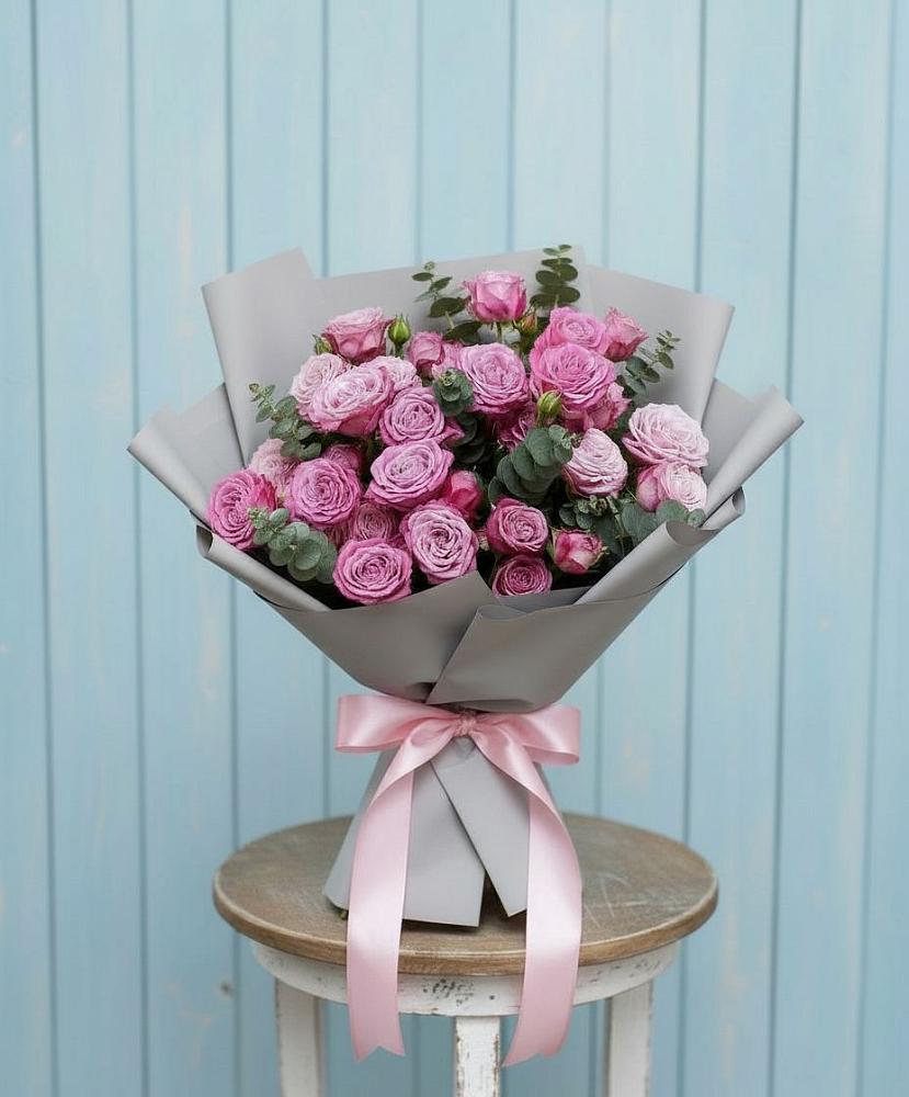 Букет цветов из: Розы в Александровское Томской области