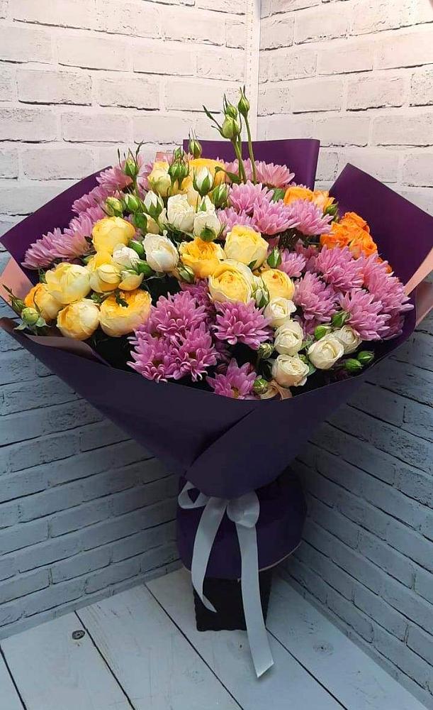 Букет цветов из: Хризантемы и Розы в Александровское Томской области