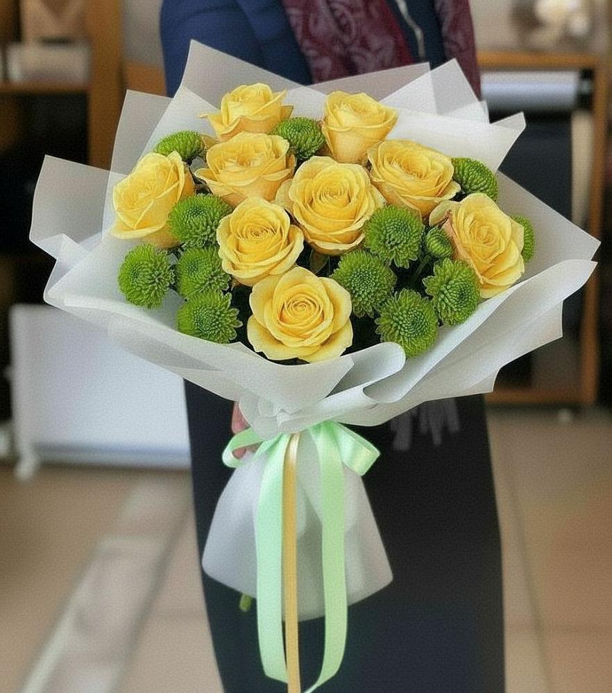 Букет цветов из: Хризантемы и Розы в Александровское Томской области