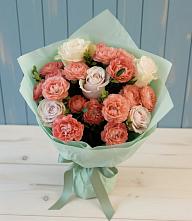 Букет цветов из:  Розы в Александровское Томской области