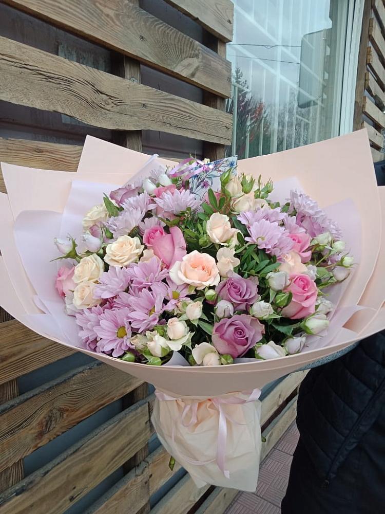 Букет цветов из: Розы и Хризантемы в Александровское Томской области