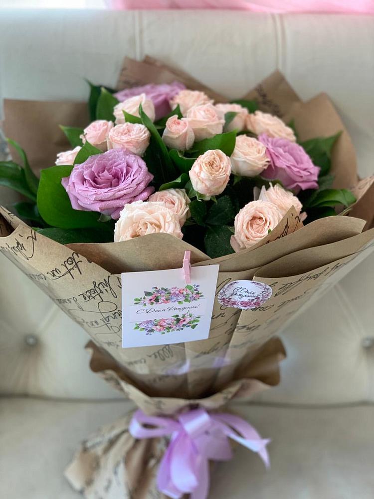 Букет цветов из: Розы в Александровское Томской области