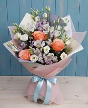 Букет цветов из:  Лизиантусы, Розы, Альстромерии и Гипсофила #REPLACE_PRED# Александровское Томской области