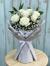 Букет цветов из:  Розы в Александровское Томской области