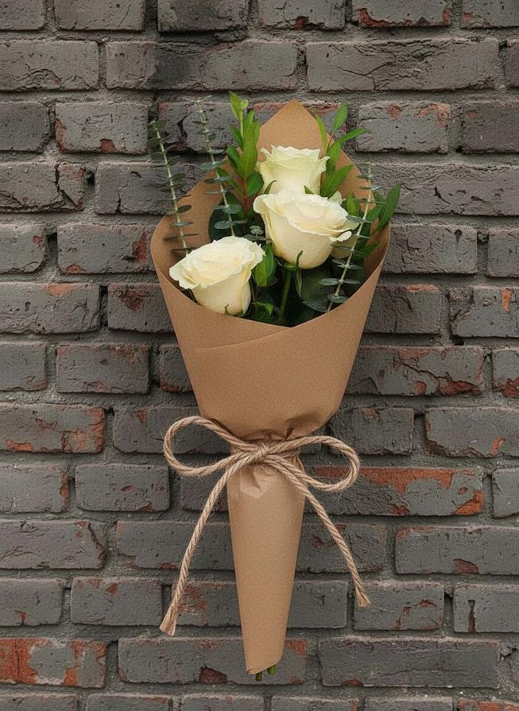 Букет цветов из: Розы в Александровское Томской области