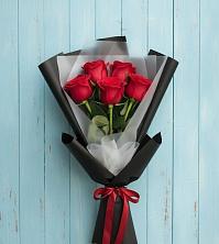 Букет цветов из:  Розы в Александровское Томской области