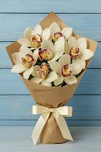 Букет цветов из:  Орхидеи и Розы в Александровское Томской области