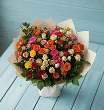 Букет Микс из разноцветных кустовых роз в Александровское Томской области