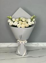 Букет цветов из:  Розы и Лизиантусы в Александровское Томской области